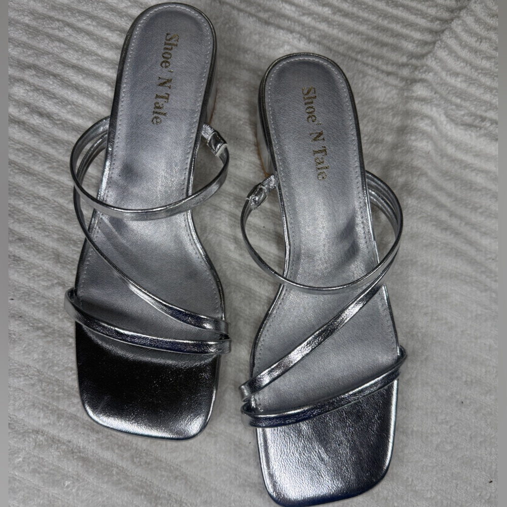 Shoe N’ Tale Strappy Heel